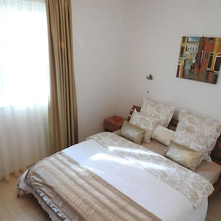 Golden Wave Apartment