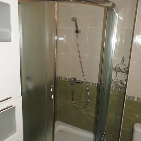 Golden Wave アパート